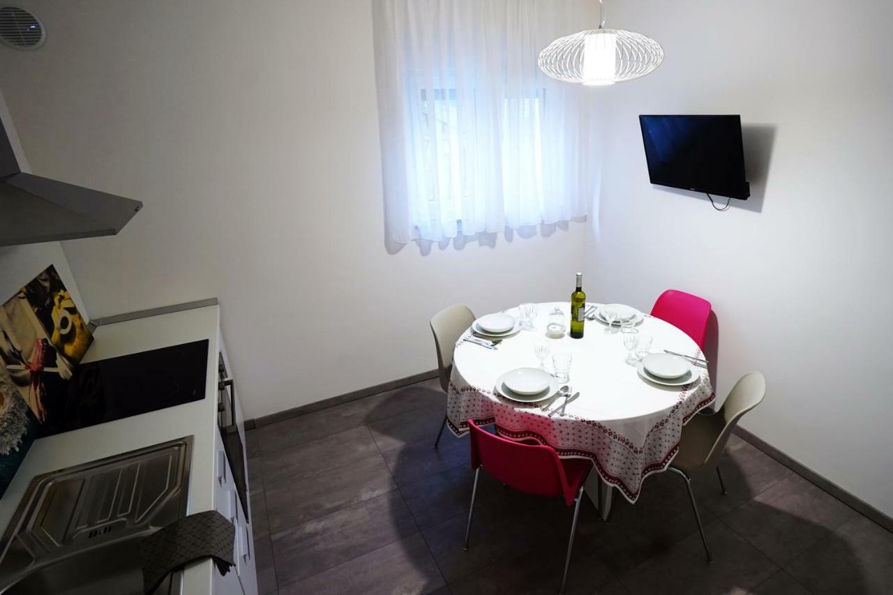 Casa Gremar Apartman Pjescana Uvala Kültér fotó